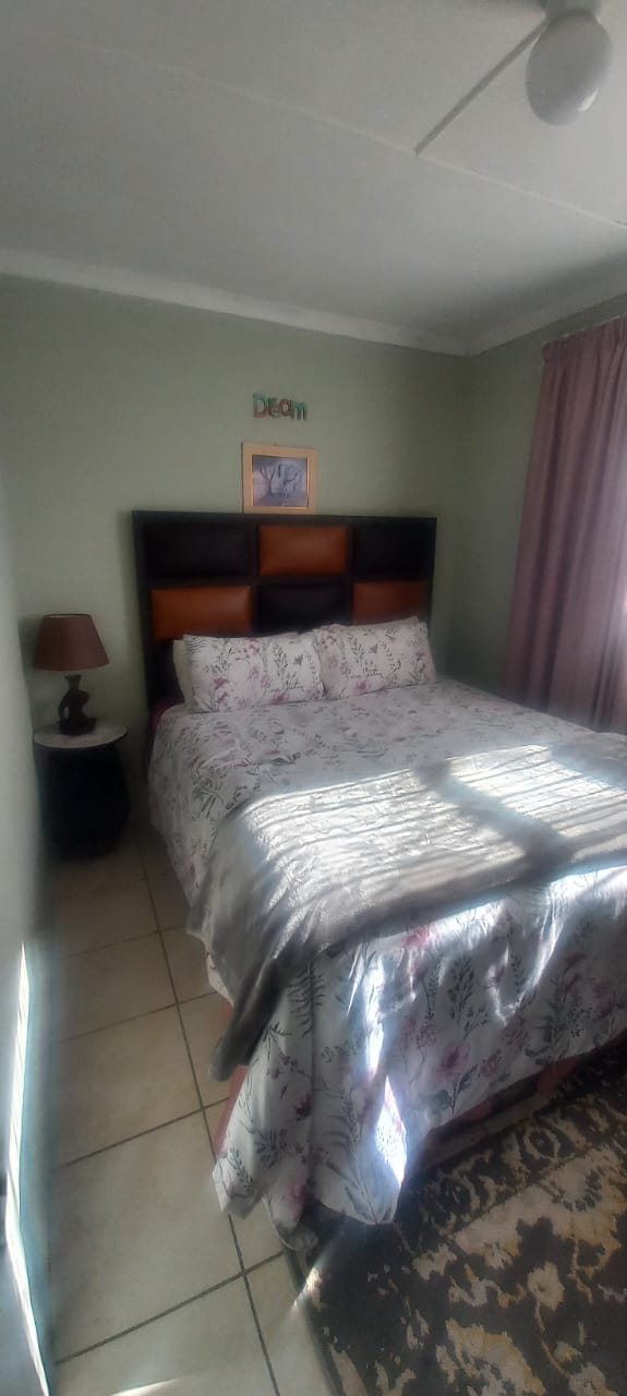 2 Bedroom Property for Sale in Motherwell Nu 3 Eastern Cape